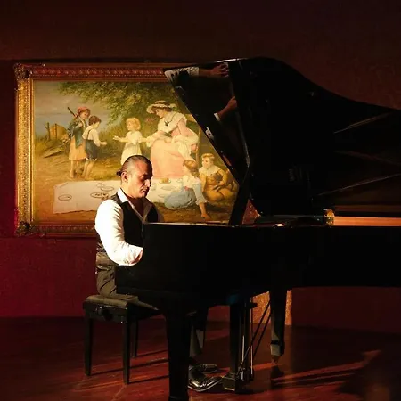 Crystal Prestige Pearl Collection 度假村