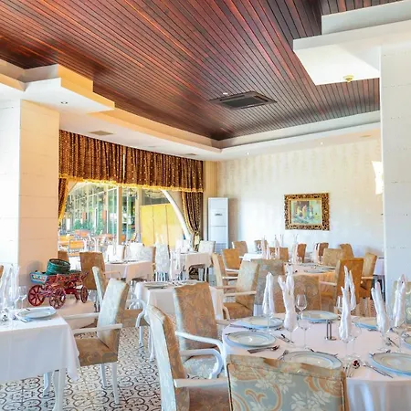 Üdülőközpont Crystal Prestige Elite 5*