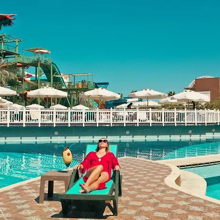 Üdülőközpont Crystal Prestige Elite Kemer