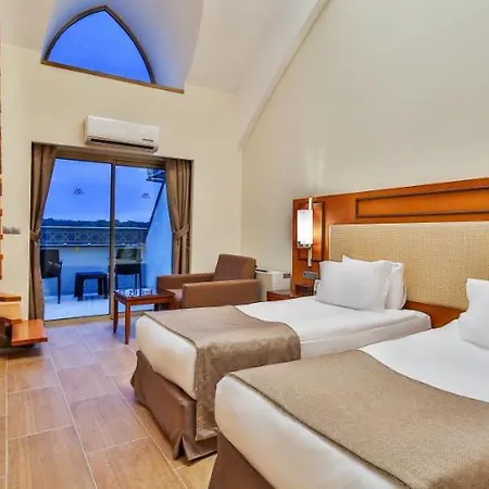 Üdülőközpont Crystal Prestige Elite 5*