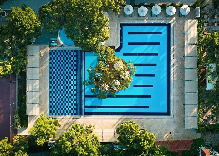 Crystal Prestige Pearl Collection 리조트 케메르