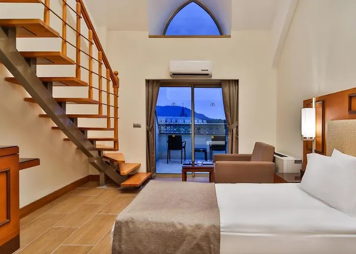 Crystal Prestige Pearl Collection 리조트 케메르