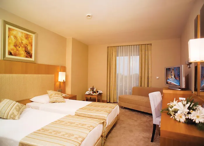 Crystal Prestige Pearl Collection 5* 케메르