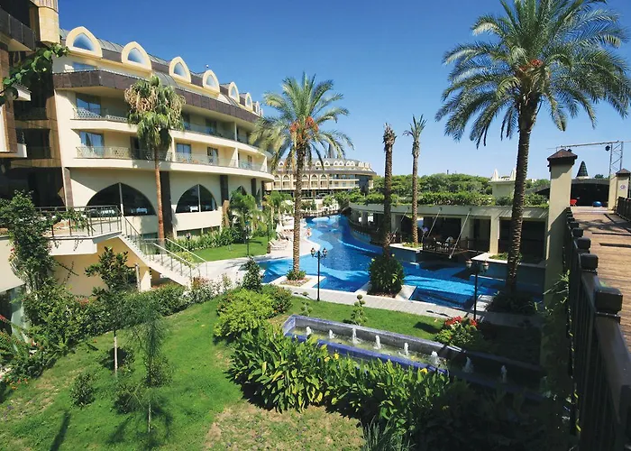 Crystal Prestige Pearl Collection 리조트