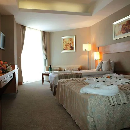 Amara Prestige