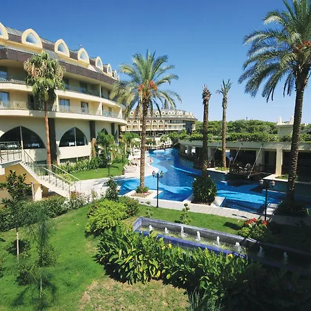 Crystal Prestige Pearl Collection Resort